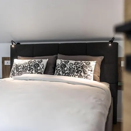 Family And Friends Bled Spodnje Gorje