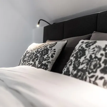 Family And Friends Bled * Spodnje Gorje