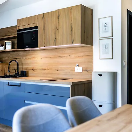 Family And Friends Bled