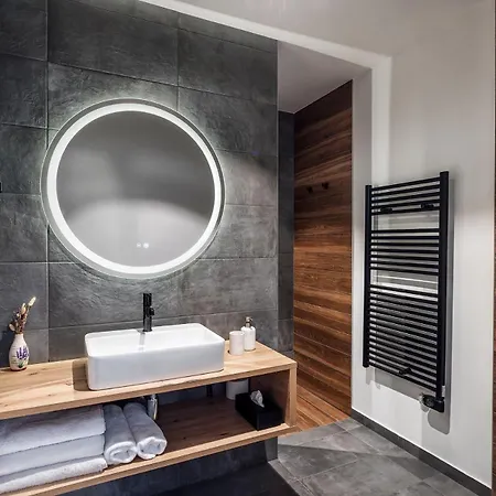 Family And Friends Bled Apartman