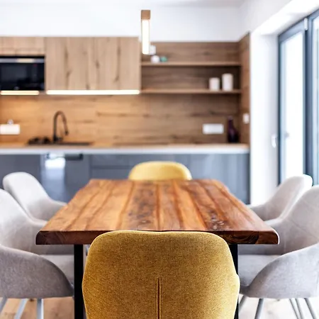 Family And Friends Bled Spodnje Gorje