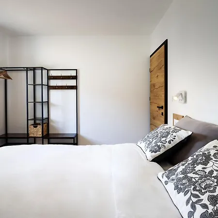 Family And Friends Bled *