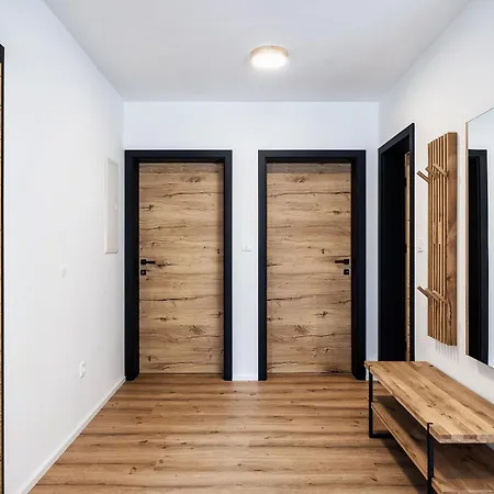 Apartman Family And Friends Bled *