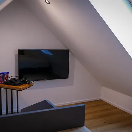 Family And Friends Bled * Spodnje Gorje