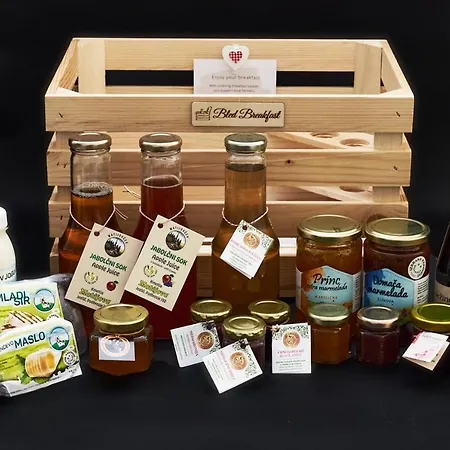 Family And Friends Bled Apartman *