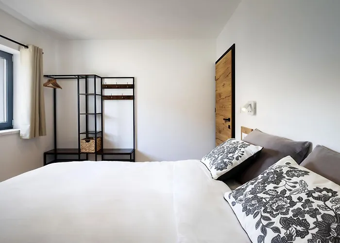 Family And Friends Bled *